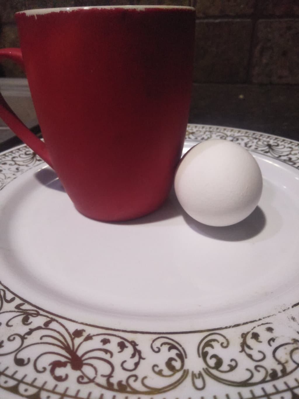 I made tea and boiled egg for my maid who was feeling cold.Her big smile made my day