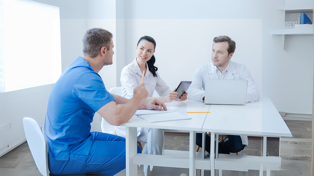 Voces que sanan: cómo la analítica conversacional está transformando la atención en salud