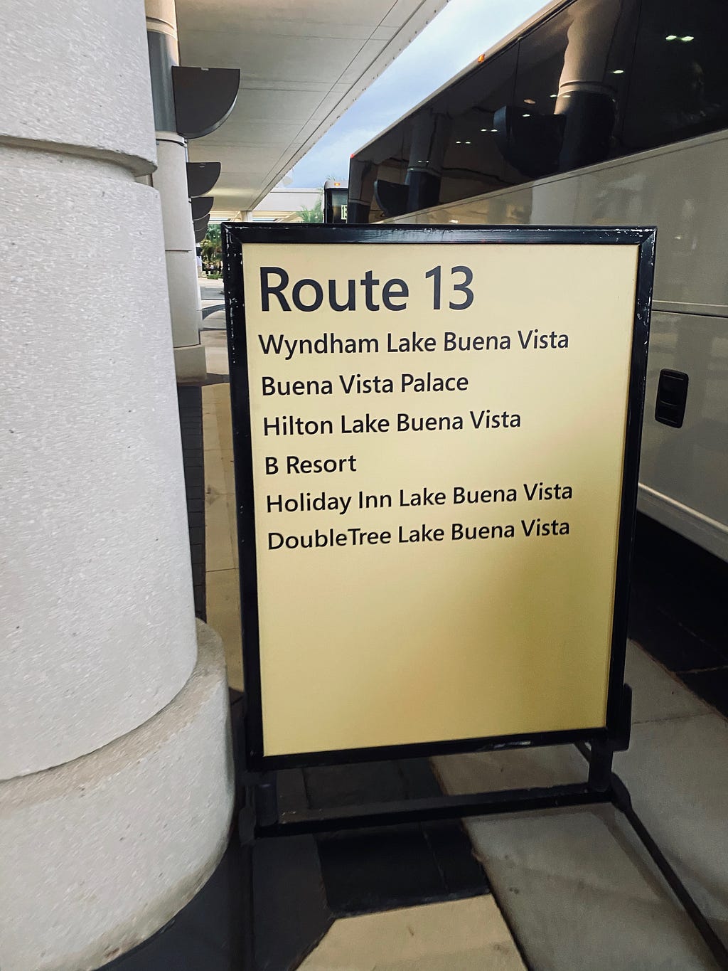Hotel routes sign