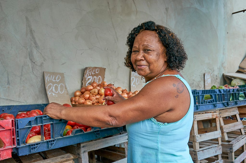Innovation to support digitalization of vulnerable small businesses in Brazilian favelas