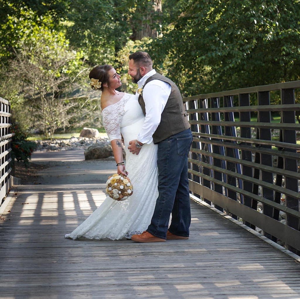 Chubby Guy Marries Out of his League