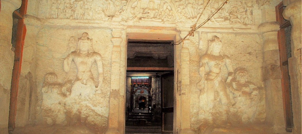 Sculptures outside the shrine, Jogeshwari caves, Mumbai