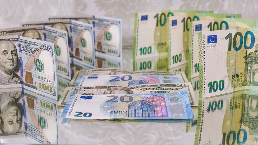 Picture of world currencies