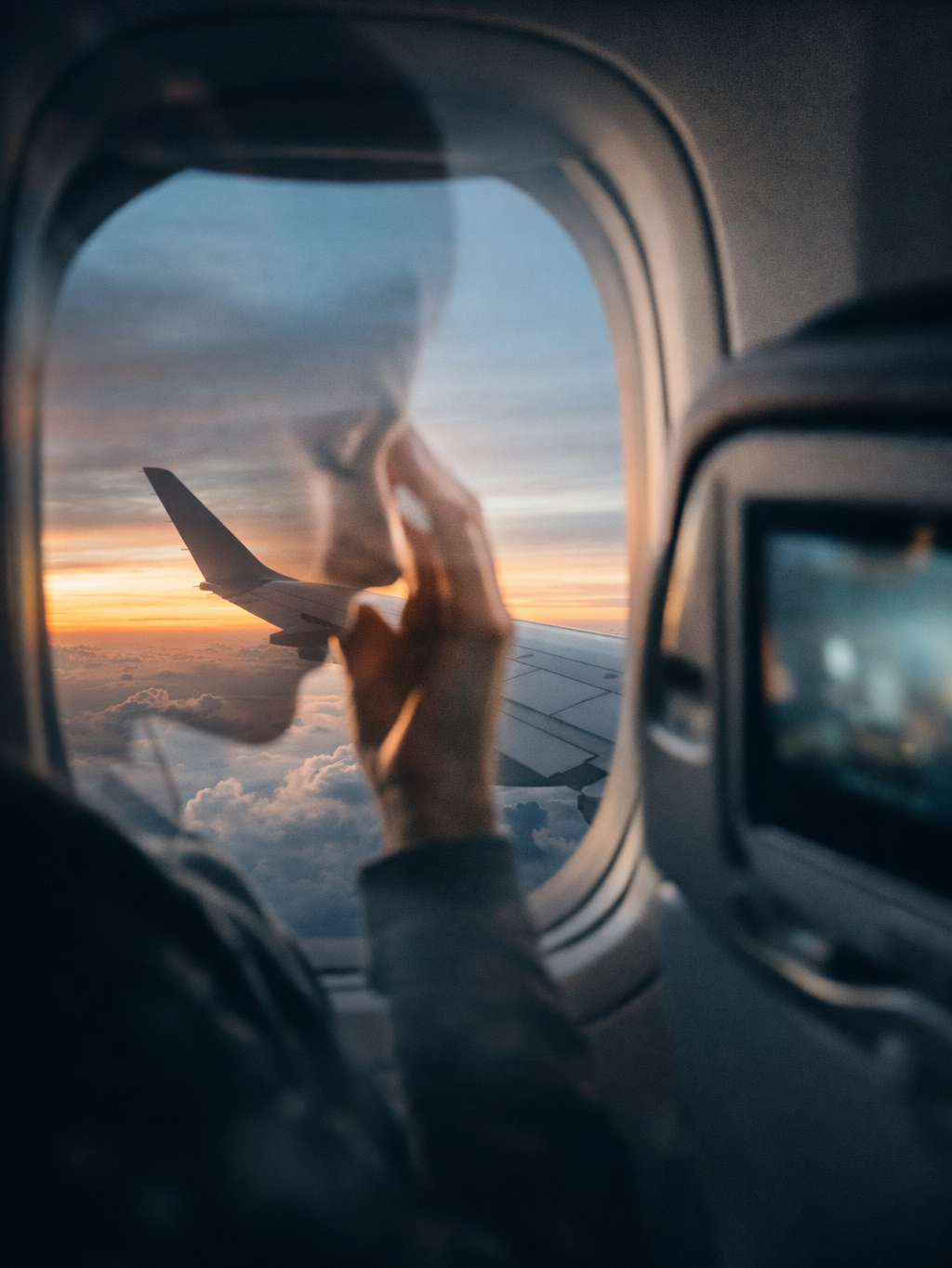 Whole-Body Travel Stress: What Flying Really Does to Us (Beyond the Ea