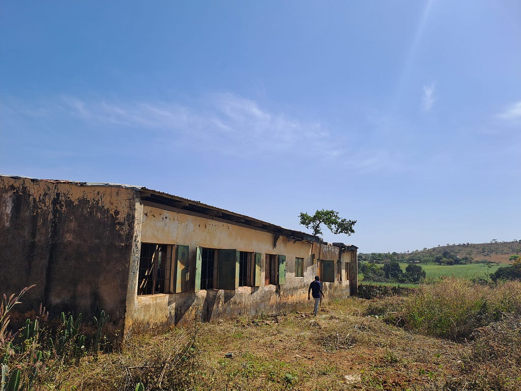 Abandoned primary school at the top of the mountains. It formerly used to cater to the children of the villages that exist here.
