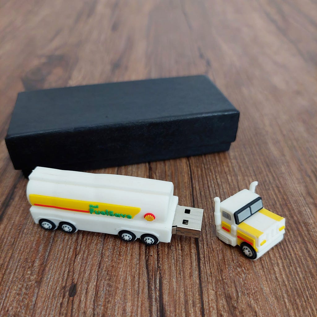 Shell Truck Replica USB Drive