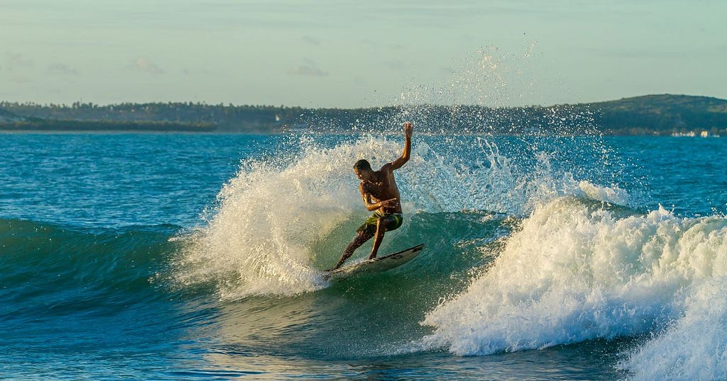 Which Canary Island is better for surfing?