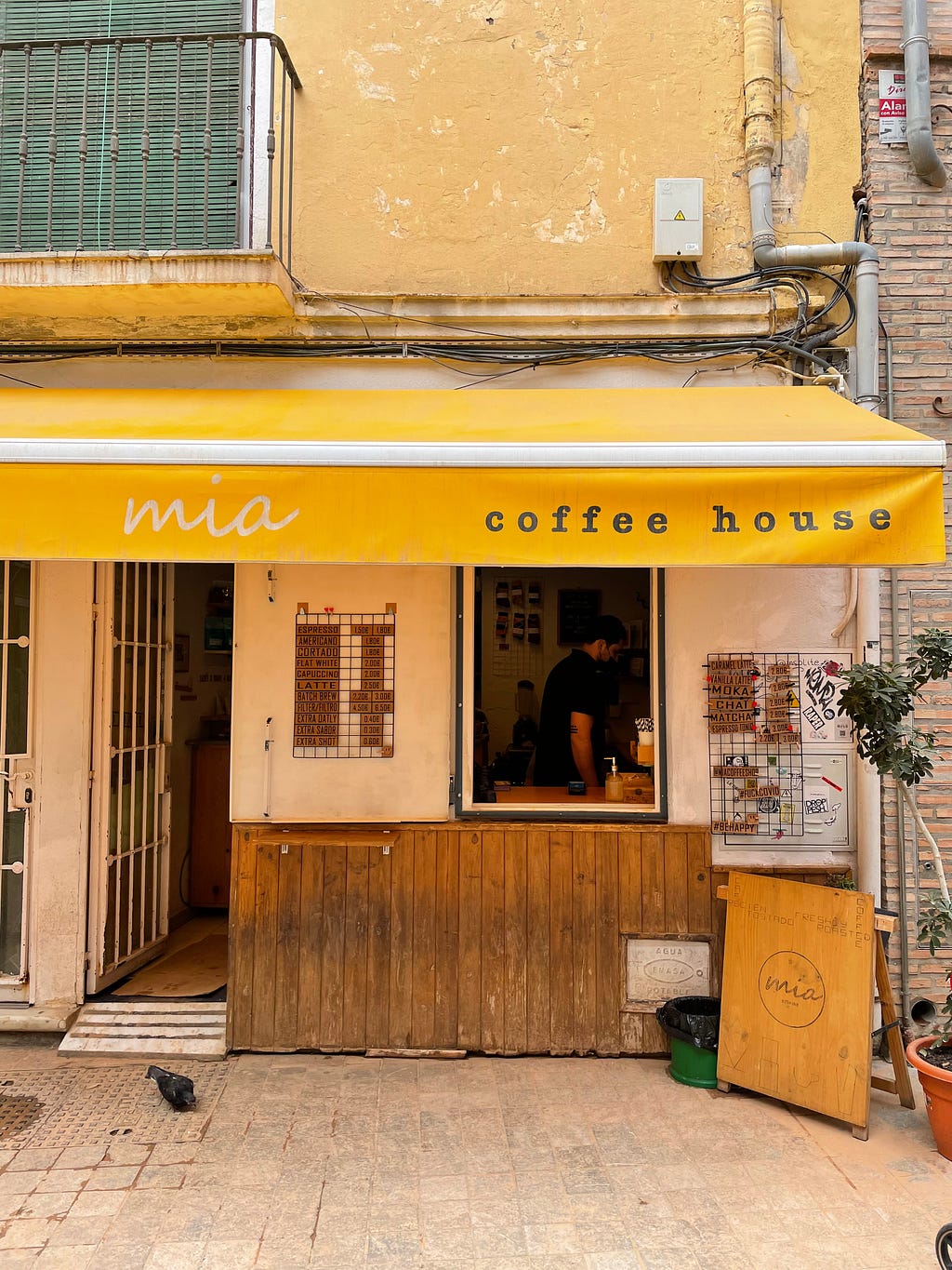 Best coffee shop in Malaga | Mia coffee house