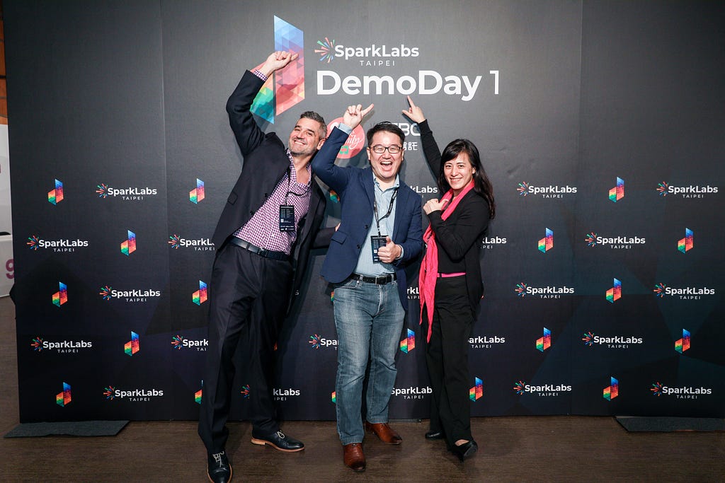 活動紀錄,活動攝影,攝影技巧,攝影教學,Demo,SparkLabs,活動背板