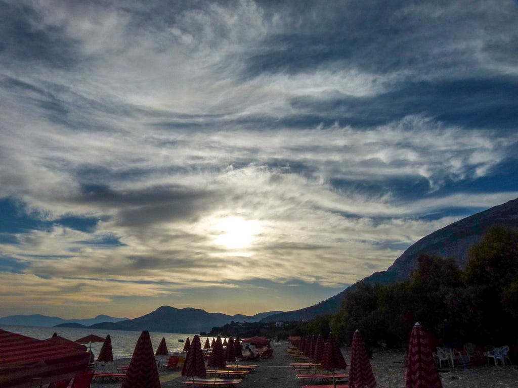 Am Strand von Samos am Abend