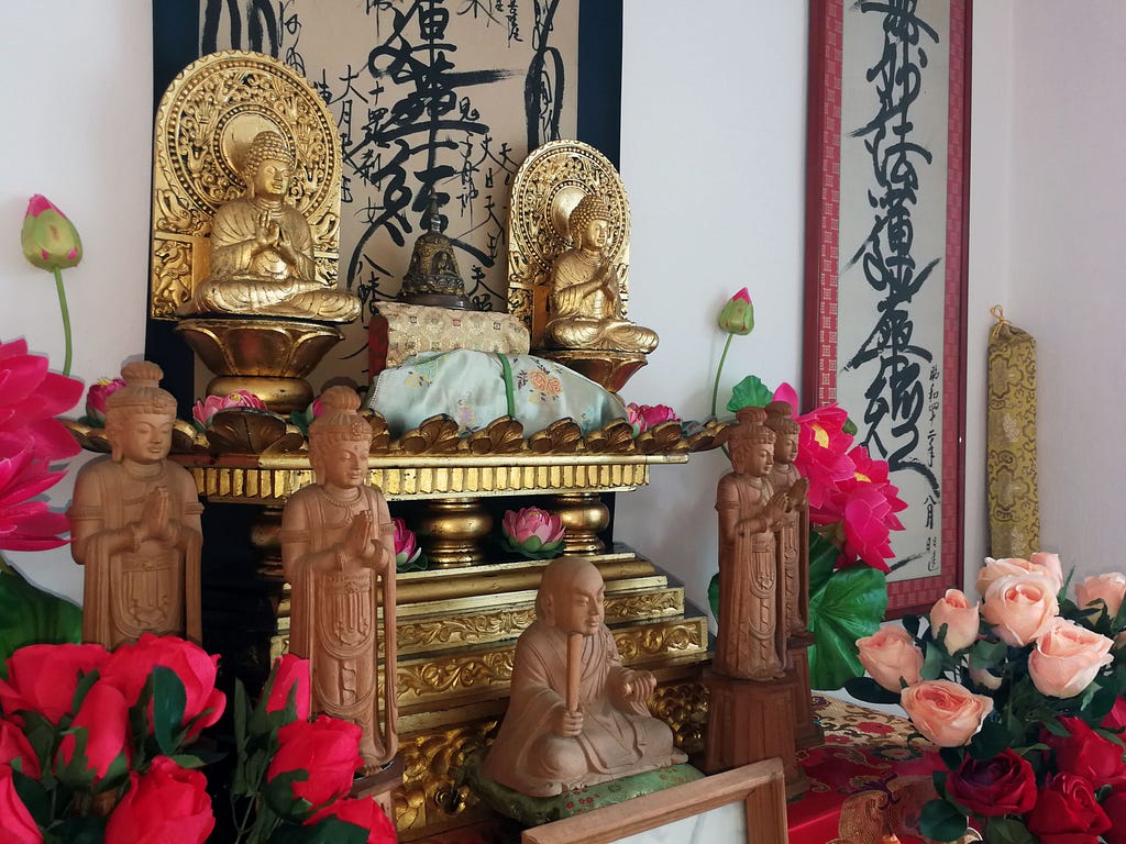There Buddha relics are at the altar of “The place of path”. They are considered the most significant sacred thing in Buddhism. They were brought to Kyrgyzstan by Junsei Terasawa.