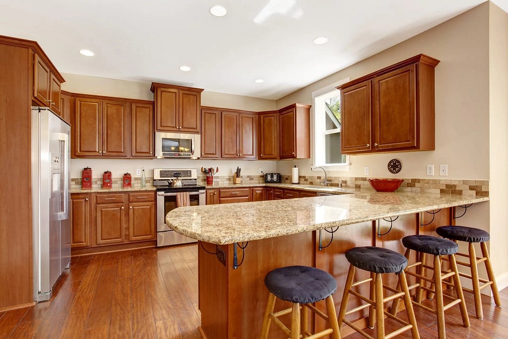 natural maple shaker cabinets