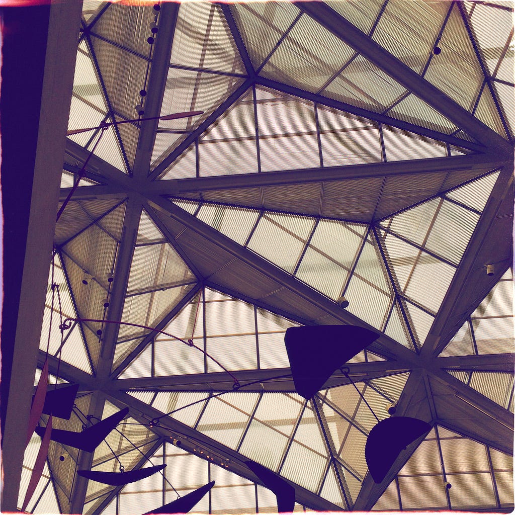 Atrium with Calder Mobile. National Gallery of Art, East Building. Washington, DC. (Source: Author Photo).