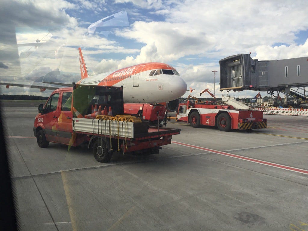 Pushback vehicle at Hamburg Airport