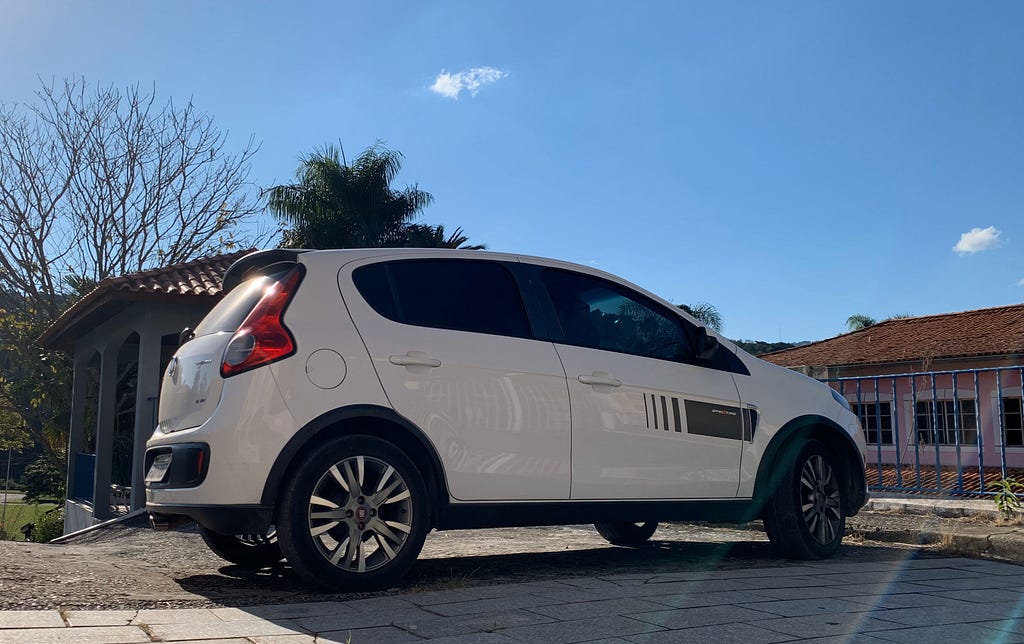 Fiat Palio Sporting 2015 em Fiat Argo vs. Fiat Palio no Três e Meio Podcast.