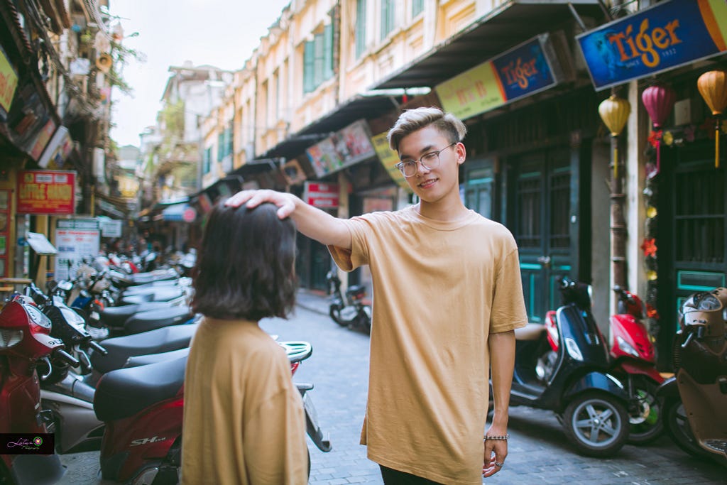 vietnam hand signals you should know