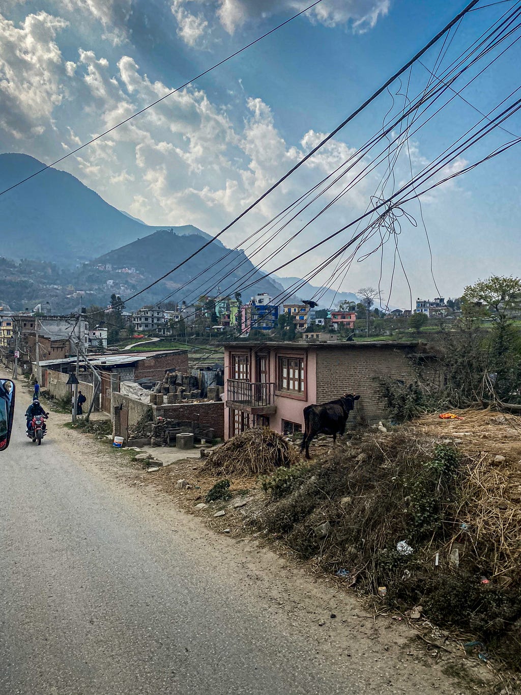 The road to Hattiban- Kathmandu, Nepal. Photo by Author