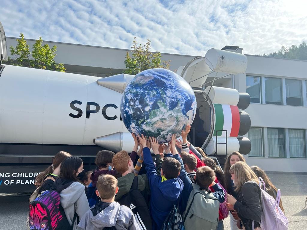 Bringing spaceflight to children in northern Italy