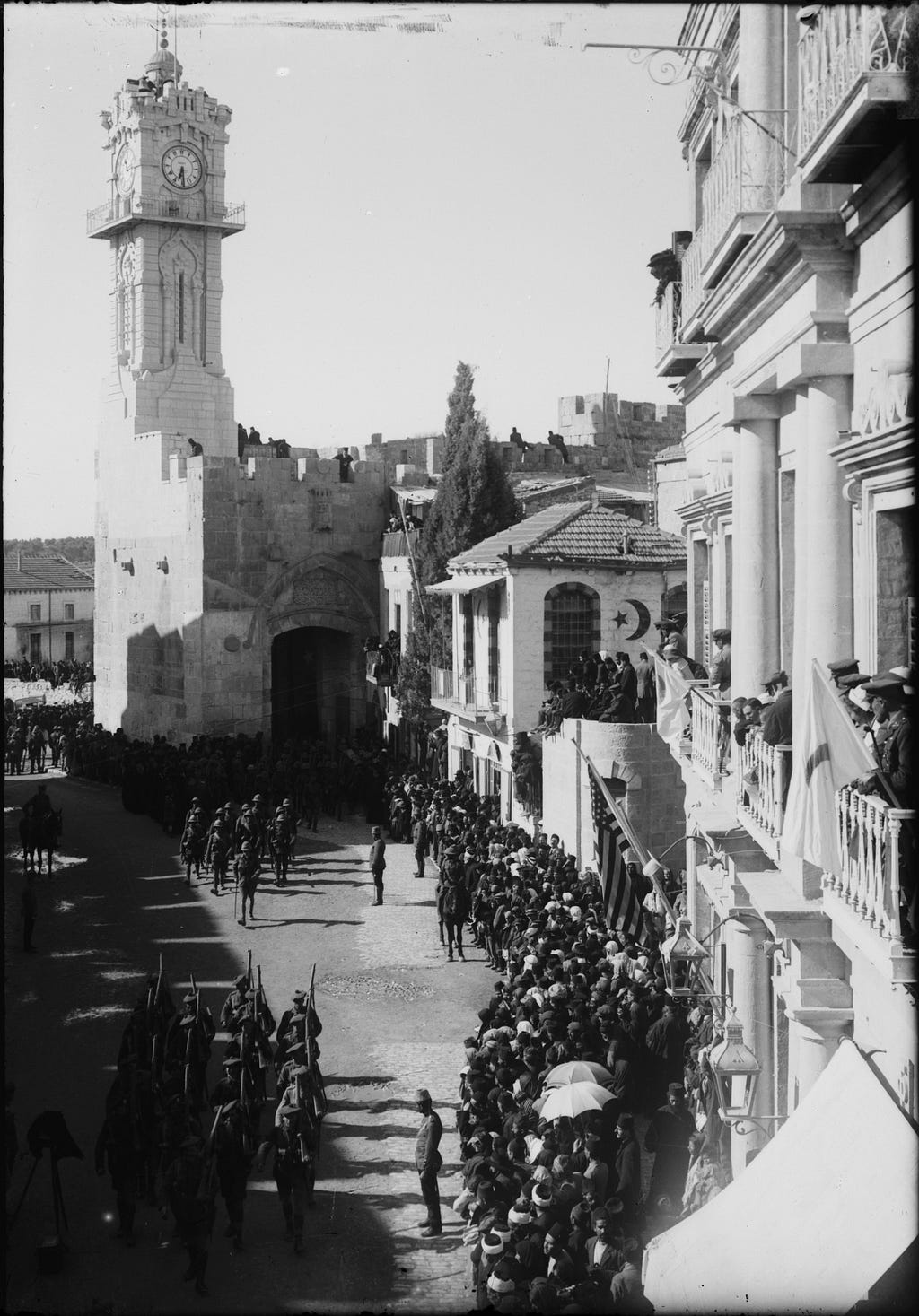 Entry of Field Marshall Allenby, Jerusalem, December 11th, 1917. British troops entering Jaffa Gate