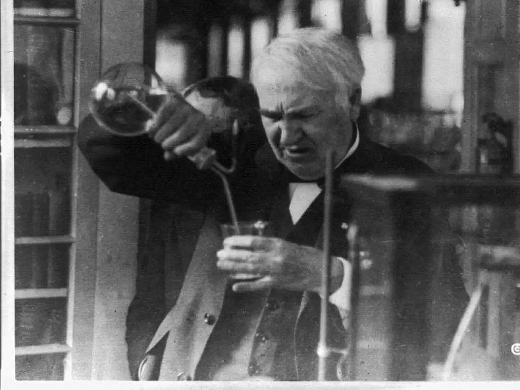 Strategic marketing genius Thomas Edison