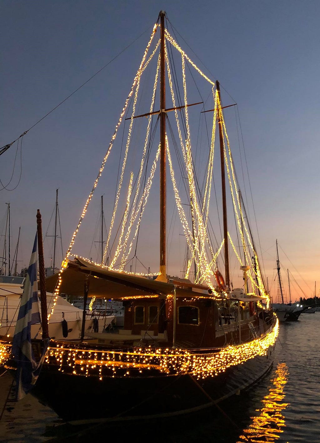 The Municipality of Piraeus restores the tradition of the Christmas Ships