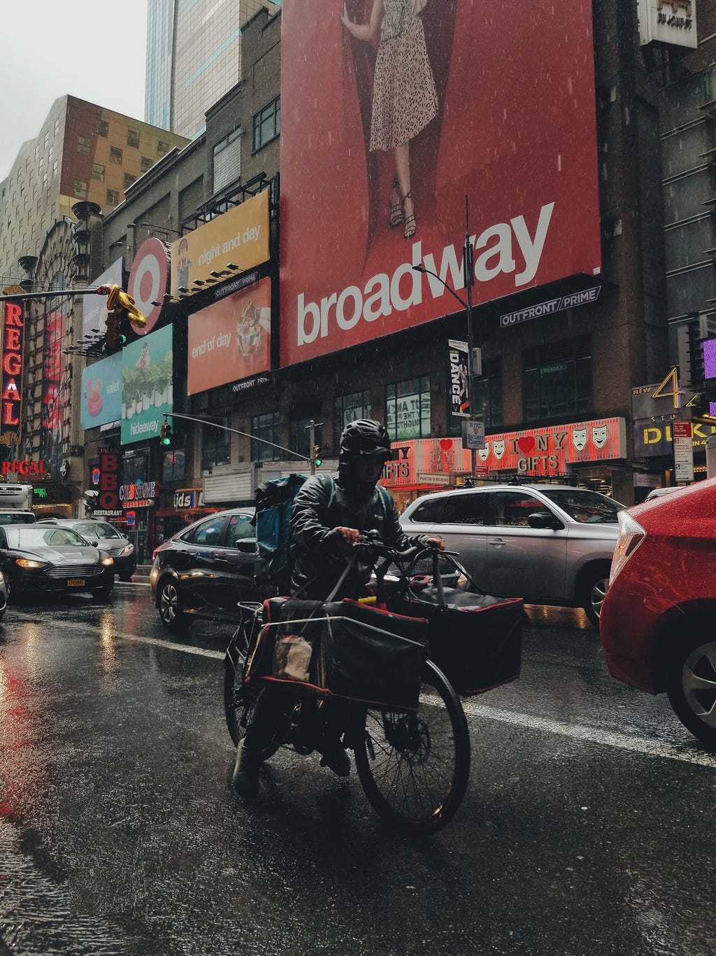 Rainy day on 8th Ave. New York City. CREDITS: Unsplash/Clay Banks
