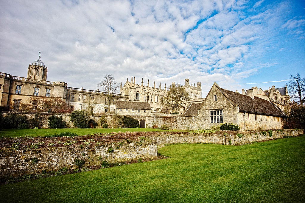 Walking Tours of Oxford Takes Us on a Memorable Stroll