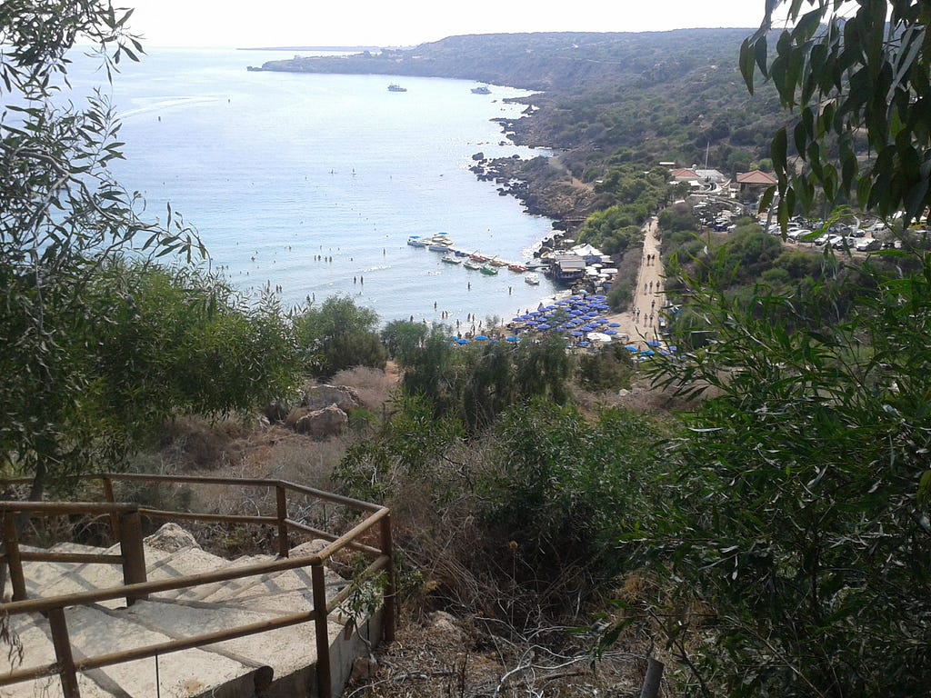 Konnos Bay