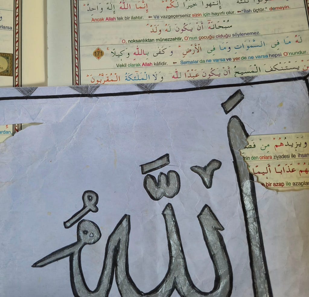 Kur’an Neden Aynı Cümleyi Defalarca Tekrar Eder?