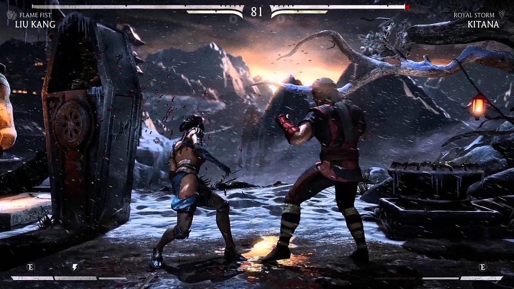 Tela do jogo Mortal Kombat, com 2 personagens frente a frente. Pode se ver as barras de vida e cronômetro acima e as barras de especial de cada personagem abaixo.