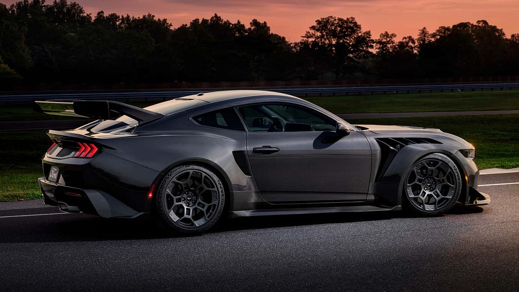 2025 Ford Mustang GTD Liquid Carbon: Bare Carbon Fiber, 815 HP, No Paint