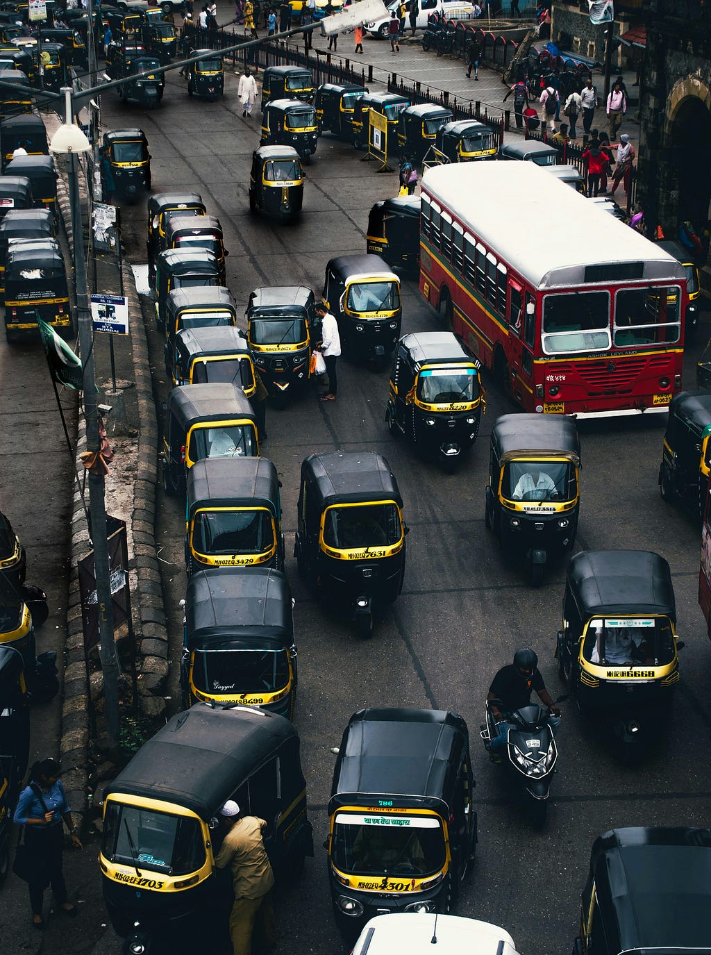 Top view of road in front of Bandra station in Mumbai