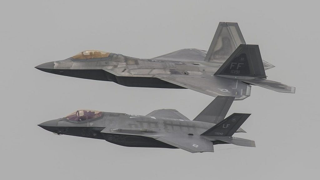 F-22, F-35