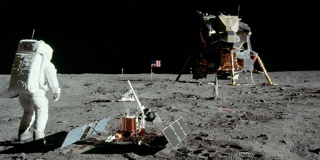 Silicon Chips take Man to the Moon