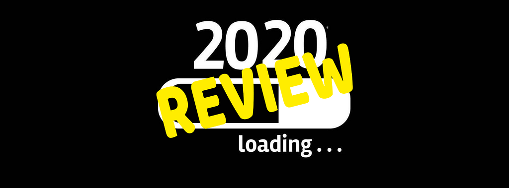 Imagem de uma tela de loading parcialmente preenchida, com o texto em inglês "2020 Review. Loading…".