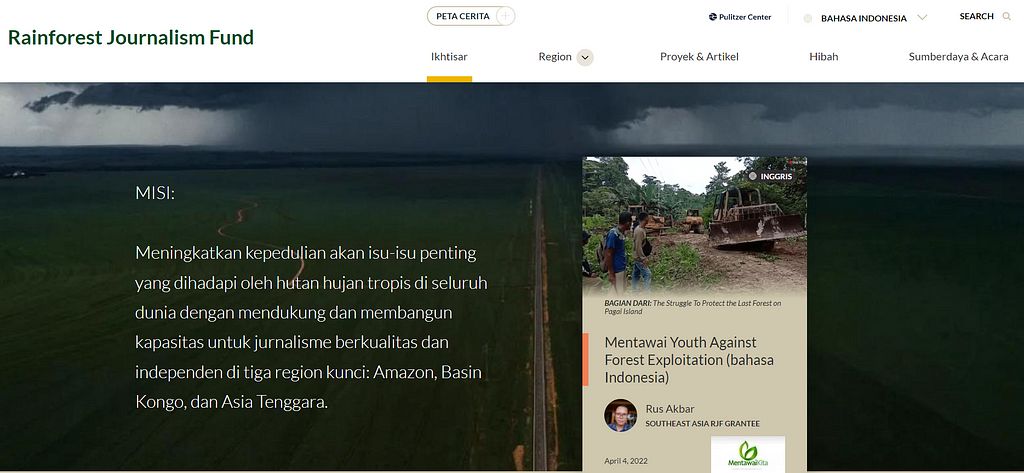 A screenshot of the Rainforest Journalism Fund homepage translated into Indoneisian.