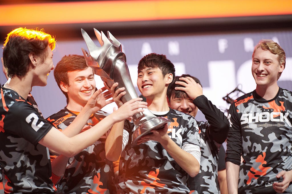 The San Francisco Shock raise the 2019 OWL trophy