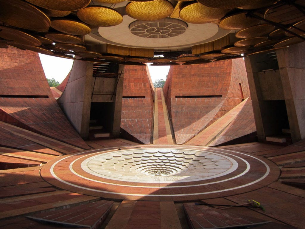 Inside of the Matrimandir at AurovilleAlkemist_Alchemy_wellness_intentionalspaces_intentionalliving_spacial_design_founders_entrepreneurs_burnout_mentalhealth_meditation_minorities