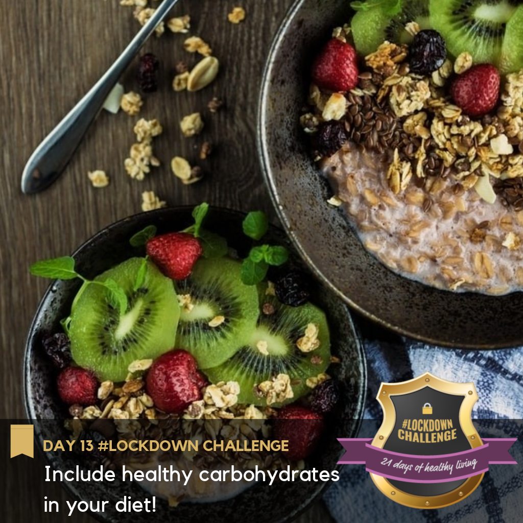 A bowl of oats with fruits