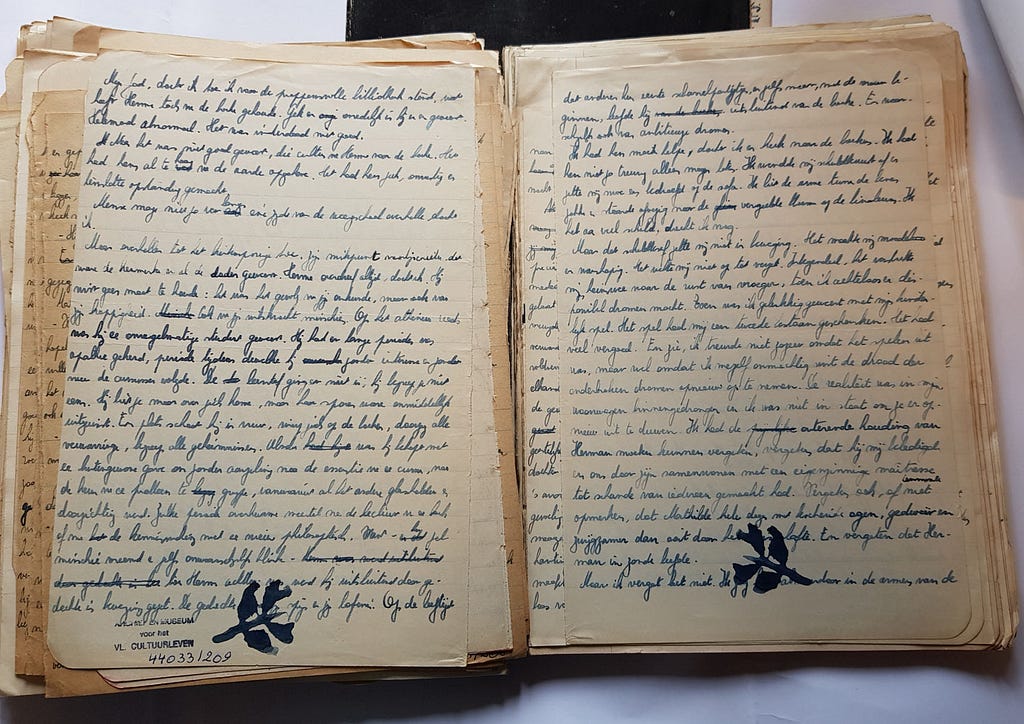 Handschrift uit de periode 1944–1950 van de roman ‘Roerloos aan zee’