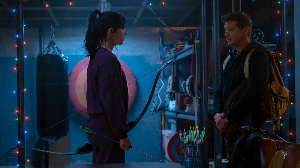 Gavião Arqueiro — Hawkeye — Hailee Steinfeld e Jeremy Renner