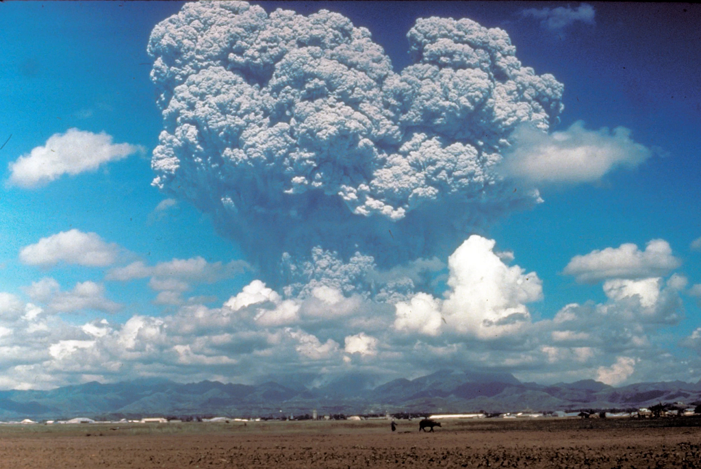 The explosion of Mount Pinatubo in the Philippines in June 1991