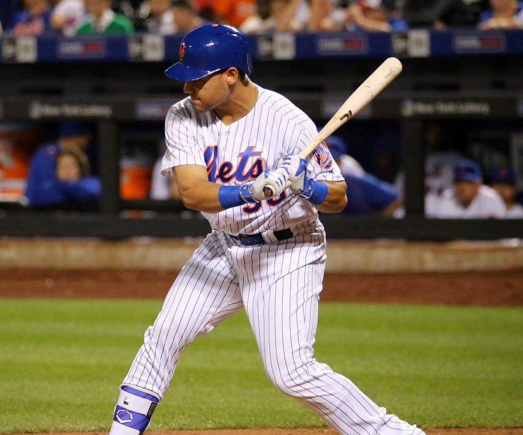 Michael Conforto of the Mets, about to swing the bat