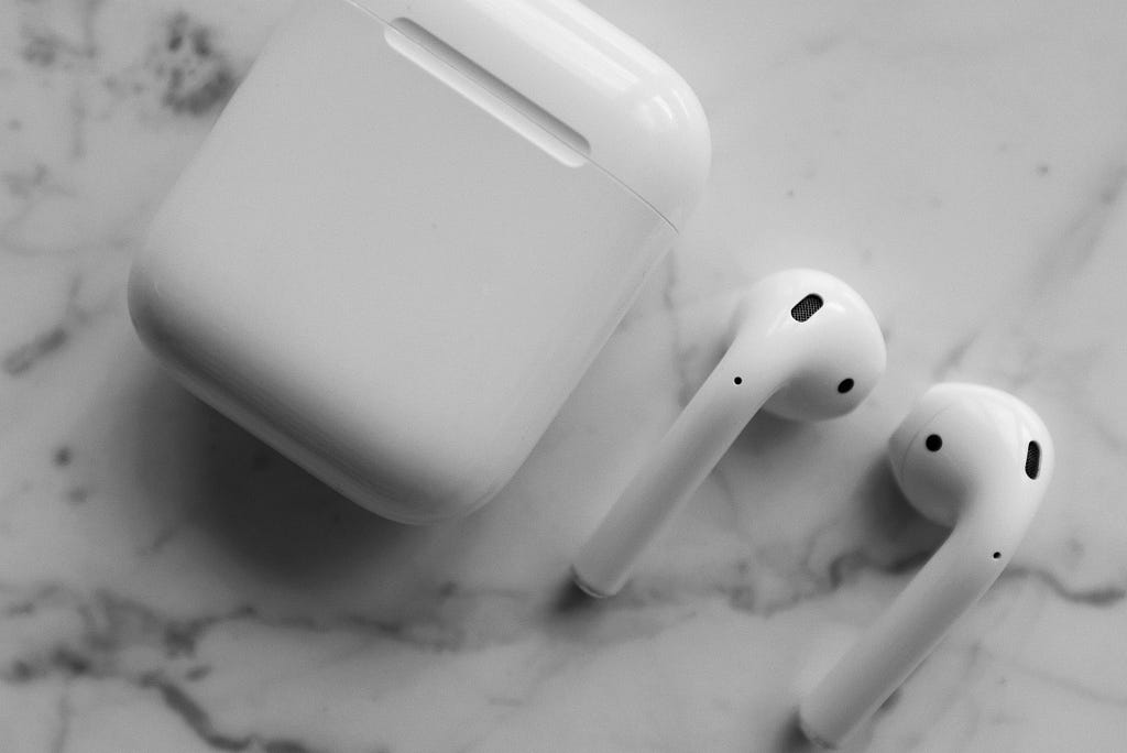 how to connect airpods to windows laptop,how to connect airpods to macbook,how to connect airpods to pc / windows 11,how to connect airpods to laptop,How to connect airpods to a windows 10 computer,