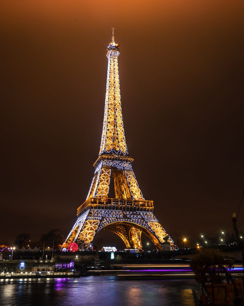 Eiffel tower during nightime