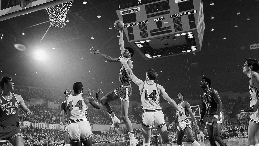 Watch: The slam dunk’s surprisingly controversial history