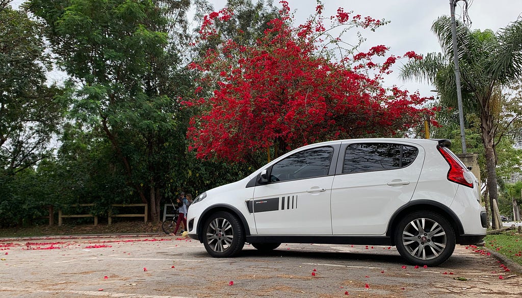 Fiat Palio Sporting 2015 em Fiat Argo vs. Fiat Palio no Três e Meio Podcast.