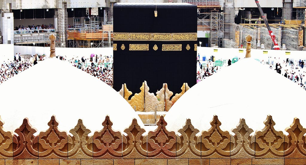 Pilgrim’s Pocket: Smart Money Tips for Your Hajj and Homecoming Journey