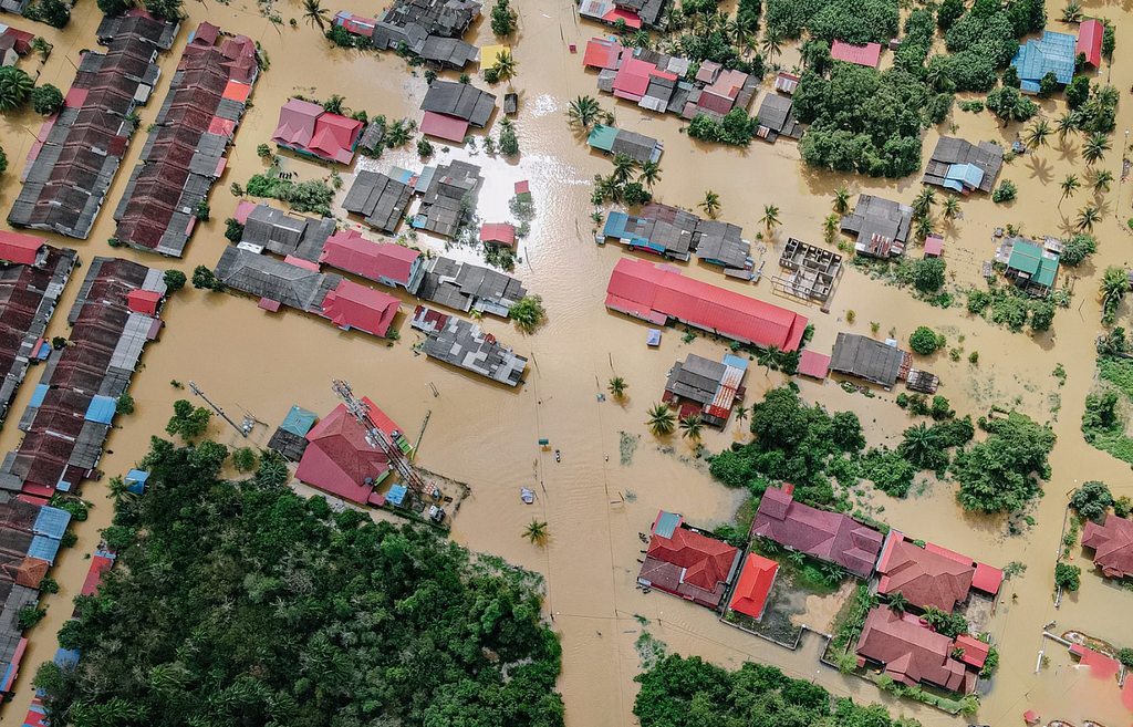 Flood Damage Assessment with Satellite Imagery