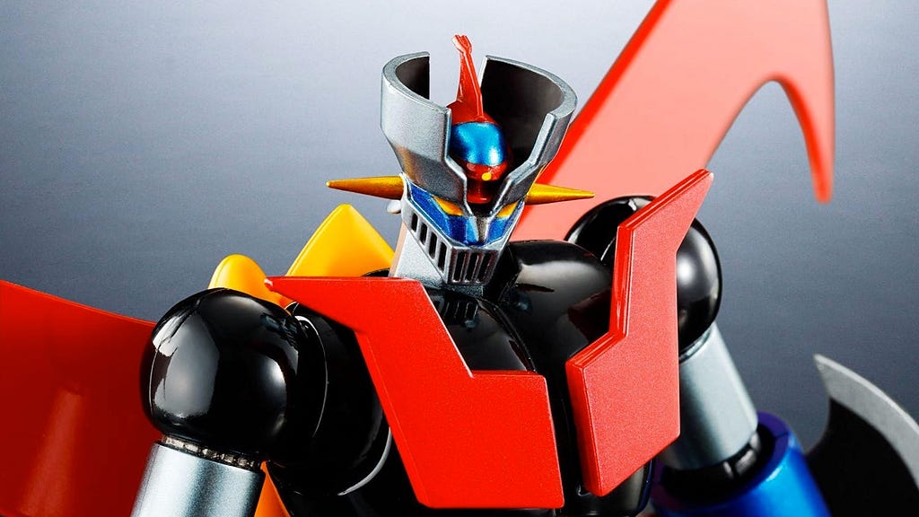 Close-up image of Mazinger Z ‘Iron Cutter’ edition action figure cropped from the shoulders up.